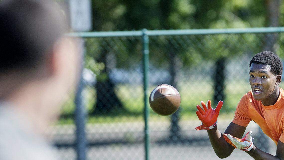 Merced's Travante Richard works out during South team practice in Turlock ahead of the 2014 Lions All-Star game.